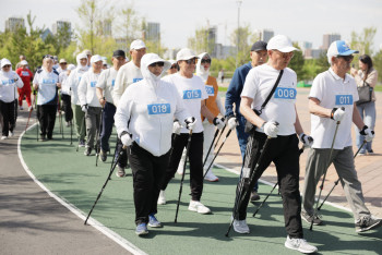Фотография к новости: Столичные аташки и апашки приняли участие в марафоне здоровья