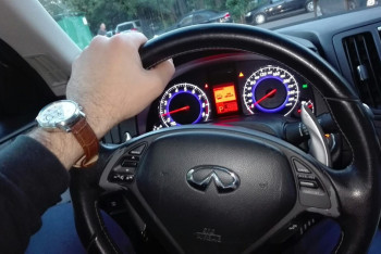 Фотография к новости: В Алматы подросток рассекал по ночному городу на Infiniti