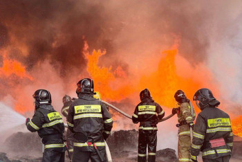 Фотография к новости: Крупный пожар потушили в Астане