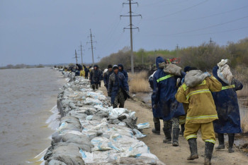 Фотография к новости: Уровень воды в Есиле поднялся: Эвакуационные пункты подготовлены в СКО