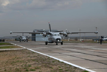 Фотография к новости: Небо ревёт: В Караганде отрабатывают фигуры для авиашоу Парада Победы