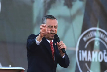 Фотография к новости: Лидер турецкой оппозиции подвергся нападению в Стамбуле