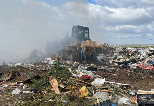 Фотография к новости: Горят каждую весну: как мусорные полигоны становятся источником экологической угрозы в Костанае