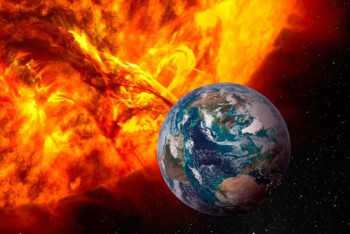 Фотография к новости: Магнитные бури атакуют Землю