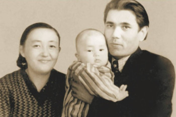 Фотография к новости: Касым-Жомарт Токаев поделился теплыми воспоминаниями о своей маме