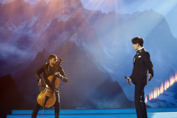 Фотография к новости: Казахский кобыз и хорватская виолончель соединились в новой композиции Димаша и Хаузера