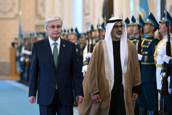 Фотография к новости: Наследный принц Абу-Даби прибыл в Акорду