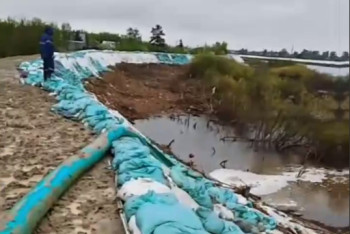 Фотография к новости: Улицы Петропавловска затопило после дождя