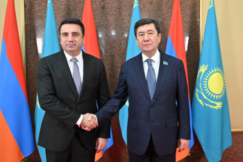 Фотография к новости: Спикеры парламентов Казахстана и Армении обсудили пути расширения сотрудничества