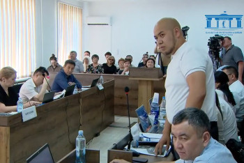 Фотография к новости: В суде по делу Шерзата Полата адвокат пожаловался на съёмку подсудимого