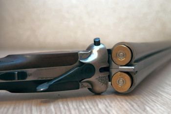 Фотография к новости: Мужчина выстрелил в знакомого из травматического ружья прямо в кафе Алматы