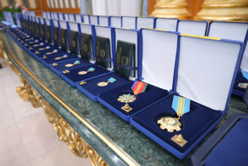 Фотография к новости: Касым-Жомарт Токаев вручил госнаграды деятелям культуры