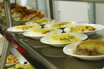 Фотография к новости: Казахстанских военнослужащих будут кормить по-новому