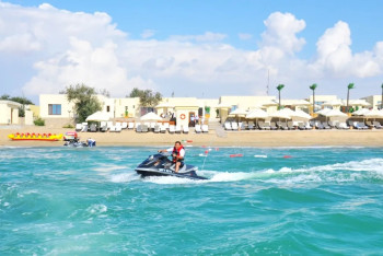 Фотография к новости: "На Алаколь — 1,5 млн, в Египет — 990 тыс": казахстанец сравнил цены на отдых