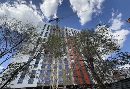 Фотография к новости: В Костанае разгорелся скандал с застройкой самого высокого дома в городе