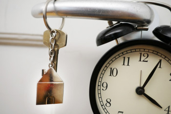 Фотография к новости: Instagram-кредитор лишал казахстанцев жилья: раскрыта схема нелегальных займов