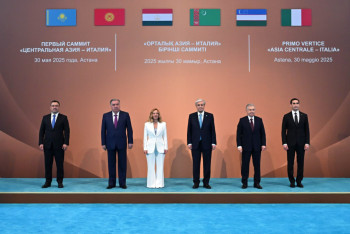 Фотография к новости: В Астане проходит первый саммит "Центральная Азия – Италия"