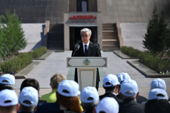 Фотография к новости: Устранять "белые пятна" истории – наш священный долг - Токаев