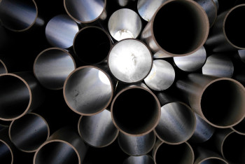 Фотография к новости: Скандал на границе: казахстанские фирмы воруют металл и вывозят его в Европу