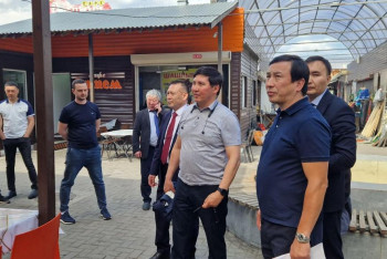 Фотография к новости: Акиматам поручено ускорить модернизацию торговых рынков в Казахстане