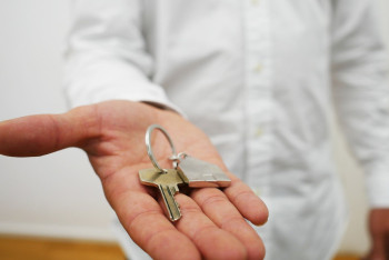 Фотография к новости: Продажи квартир в Казахстане падают второй месяц подряд