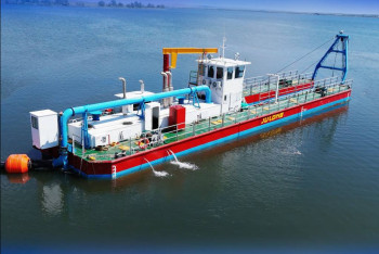 Фотография к новости: Впервые за 55 лет началась масштабная очистка Астанинского водохранилища