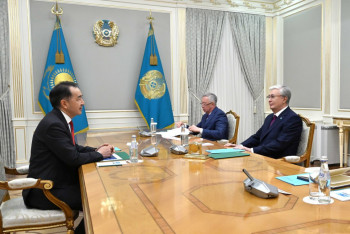 Фотография к новости: В преддверии форума в Минске: Сагинтаев доложил Токаеву о работе ЕЭК