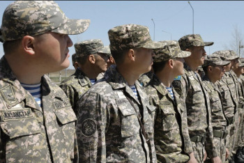 Фотография к новости: Армию Казахстана оснастят ИИ и видеожетонами для защиты военнослужащих