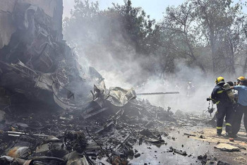 Фотография к новости: Более 100 человек погибли при крушении самолета Air India - СМИ