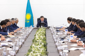 Фотография к новости: Бектенов анонсировал перезагрузку 20 городов Казахстана