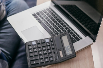 Фотография к новости: В Павлодаре выявлены массовые ошибки в списании штрафов