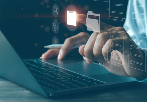 Фотография к новости: Казахстан привлёк первого цифрового кочевника