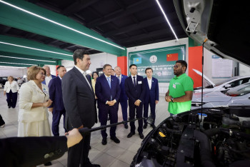 Фотография к новости: Технопрорыв, атомная энергия и фермеры: чем запомнился визит Кошанова в ВКО