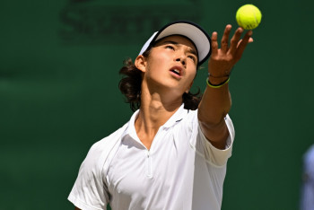 Фотография к новости: Казахстанской теннисист вышел в полуфинал Уимблдона среди юниоров