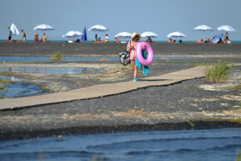Фотография к новости: Токаев недоволен подготовкой Алаколя к турсезону: поручено наказать виновных