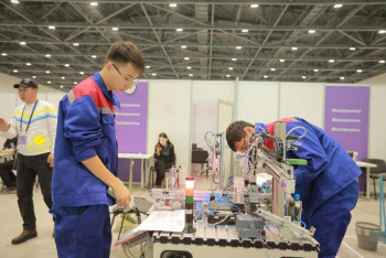 Фотография к новости: В 20 регионах Казахстана выбрали лучших студентов