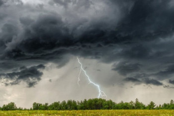 Фотография к новости: Прогноз на выходные: где в Казахстане грозы, а где – пекло