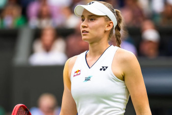 Фотография к новости: "Уимблдон" без триумфа: начало спада или временный кризис Рыбакиной?