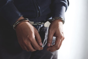 Фотография к новости: Напавшего на врача в Костанае мужчину арестовали на два месяца