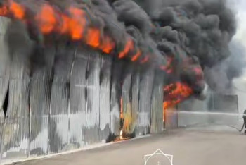 Фотография к новости: В Алматы тушат пожар по повышенному рангу