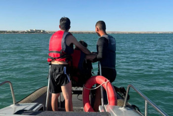 Фотография к новости: Сотрудники МЧС спасли женщину из воды на Капчагайском водохранилище