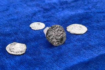 Фотография к новости: Редкие серебряные монеты Золотой Орды обнаружили в ЗКО