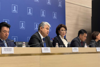 Фотография к новости: Кошербаев: В селах снижается младенческая и материнская смертность