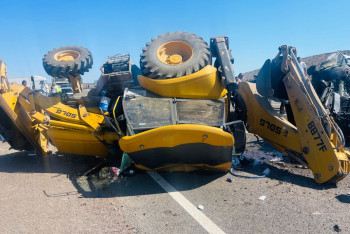 Фотография к новости: Две аварии с участием Toyota Alphard унесли жизни 10 человек за двое суток