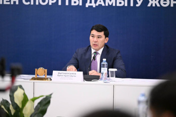 Фотография к новости: Министр призвал привлекать ветеранов спорта к деятельности федераций