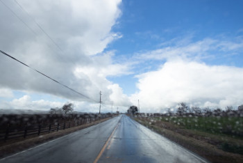 Фотография к новости: Из-за непогоды в СКО закрыли участок трассы на границе с Костанайской областью