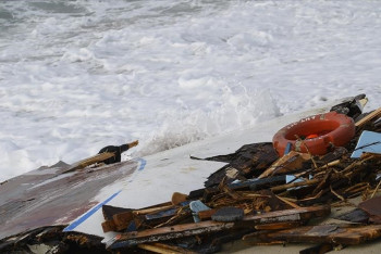 Фотография к новости: У берегов Йемена затонуло судно с 20 мигрантами