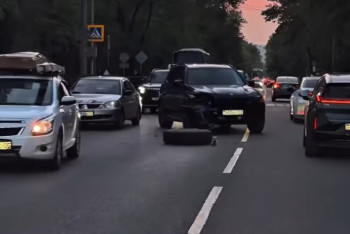 Фотография к новости: Бодибилдер из Алматы пожертвовал новым внедорожником ради спасения прохожих