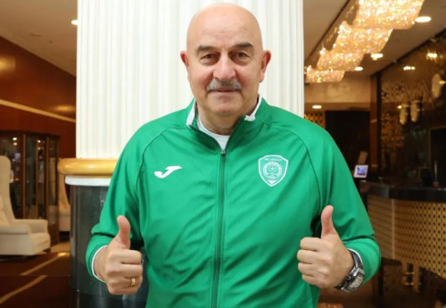 Фотография к новости: Черчесов возглавил футбольный клуб, в котором играет Самородов