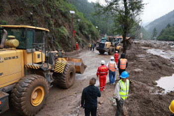 Фотография к новости: В Китае 10 человек погибли в результате схода горных потоков